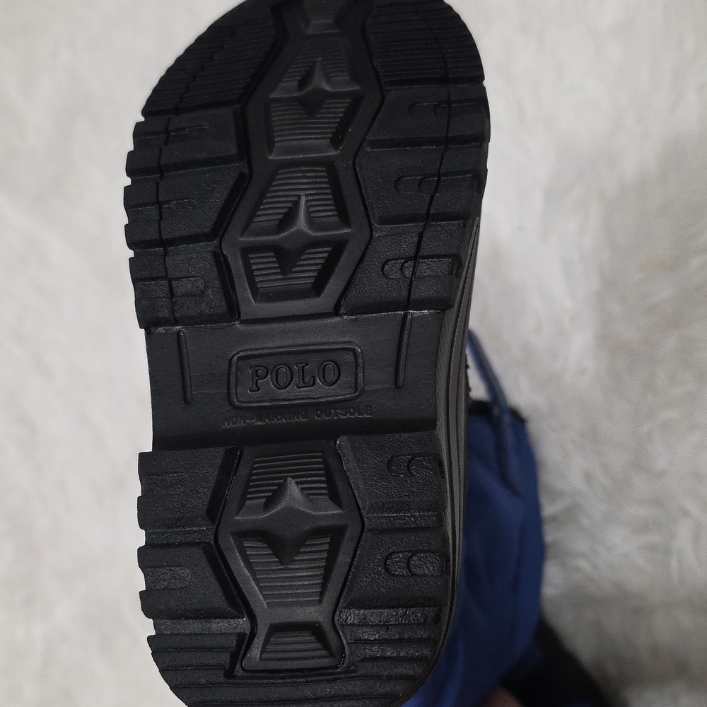 Polo by Ralph Lauren Toddler Snow Boots. Size 7 - Picture 8 of 8